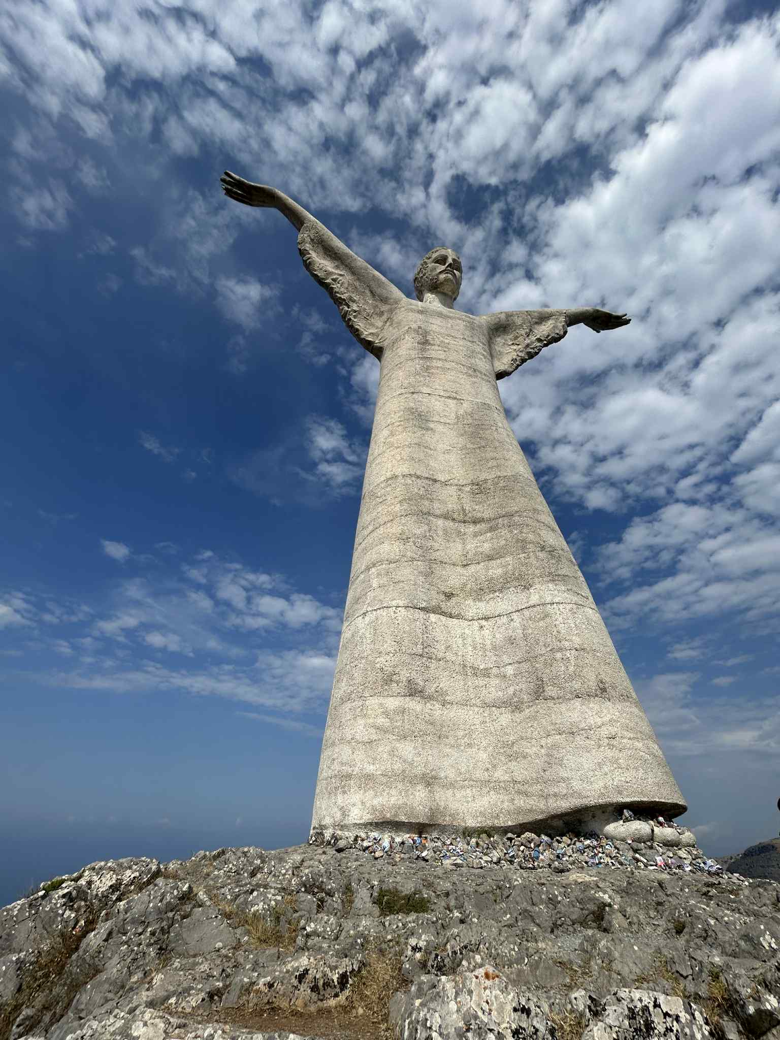 Hudson began his career as a music critic.